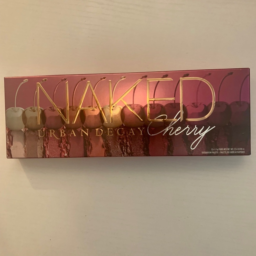 Urban Decay Naked Cherry Eyeshadow Palette